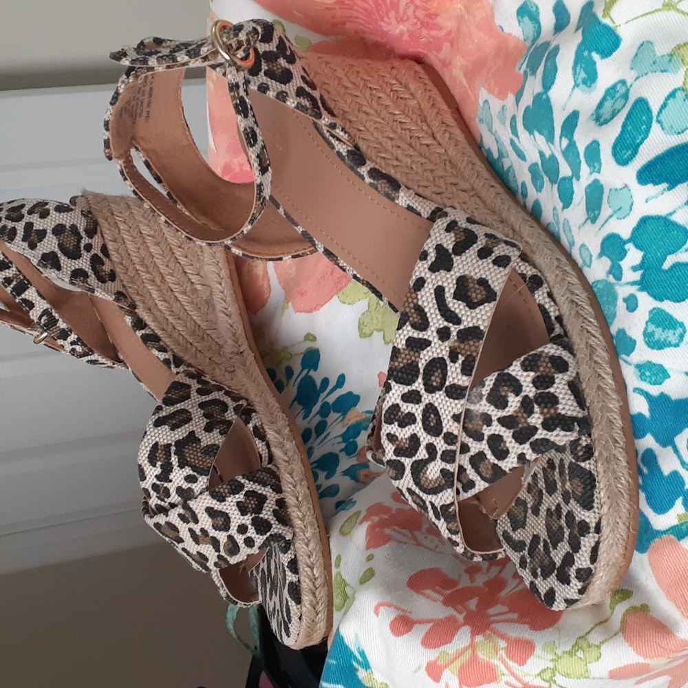 Womens shoes